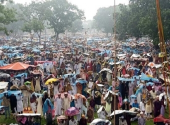 শোলাকিয়ায় বৃষ্টিস্নাত ঈদের জামাত 